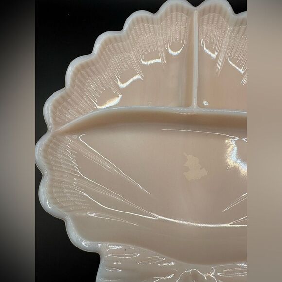 Early 1940s Cambridge Frosted Pink Glass 9" Sea Shell Footed Trinket Dish Bowl - Picture 2 of 7
